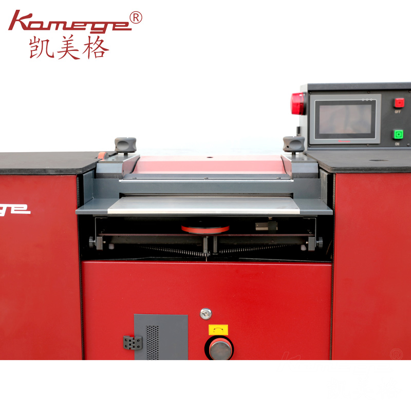 凱美格K420L廠家直銷Kamege第三代精密型電腦帶刀片皮機(jī)大鏟片皮機(jī)削皮機(jī)